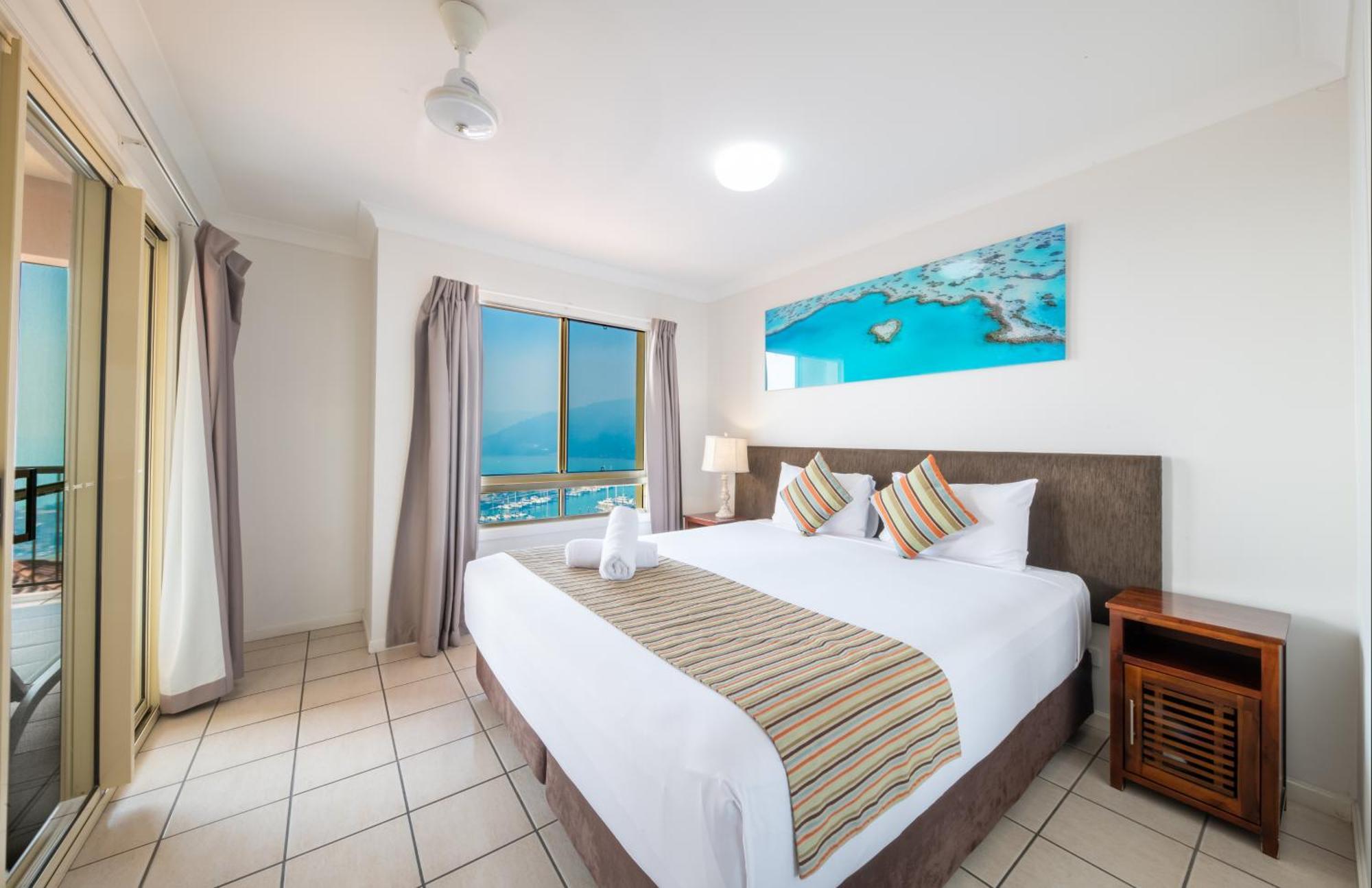 Martinique Whitsunday Resort Airlie Beach Exterior photo