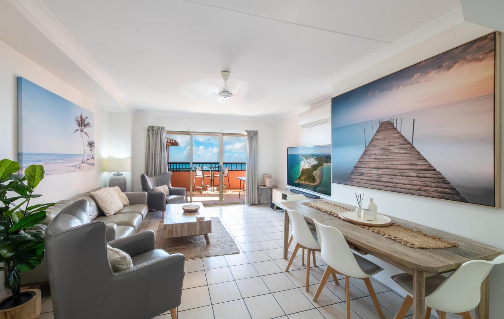 Martinique Whitsunday Resort Airlie Beach Exterior photo
